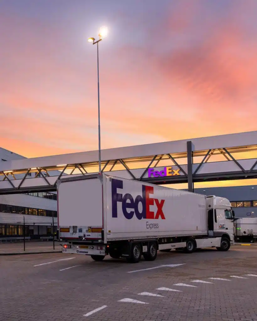 FedEx Kargo Takip Rehberi: Gönderi Durumları ve Çözümler 7 FedEx In the midst of a digital revolution